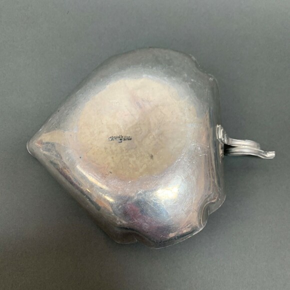 Buenilum Aluminum Leaf Serving Tray Hand Wrought Hammered 9 x 7 3/8 x 3 high - Picture 6 of 7